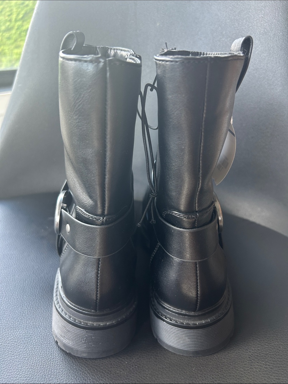 NWT 🆕 Mexx Women’s Black Leather Harness Ring Combat Boots size 7 - Picture 3 of 3
